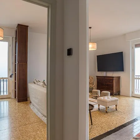 Guesthost - Bright & Scenic Flat 7km From Bellagio Apartment *